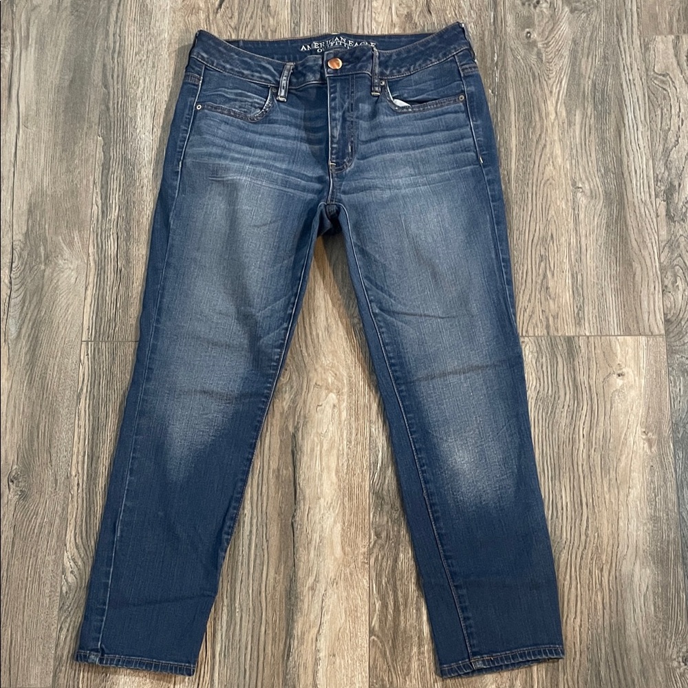 American Eagle Outfitters Dark Wash Straight Leg Jeans super stretch  mid rise